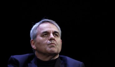 Hauts-de-France Regional Council President Xavier Bertrand attends a debate session of the Grand Débat des Gracques on major national issues, at the Theatre de la Cite Internationale in Paris on April 11, 2026. (Photo by Ian LANGSDON / AFP)